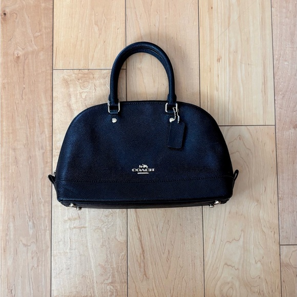 Coach Black Mini Sierra - Picture 1 of 6